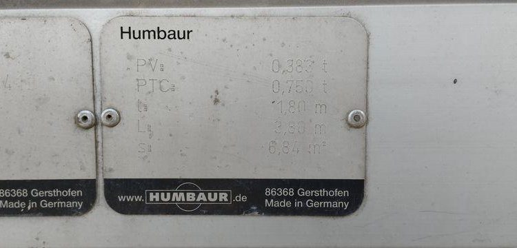 HUMBAUR REMORQUE FRIGORIFIQUE POUR BOISSONS 7M3 1 ESSIEU – PTAC 750 KGS – ANNEE 2007  AY-198-YK