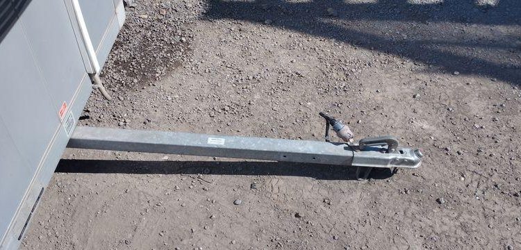 HUMBAUR REMORQUE FRIGORIFIQUE POUR BOISSONS 7M3 1 ESSIEU – PTAC 750 KGS – ANNEE 2007  AY-198-YK