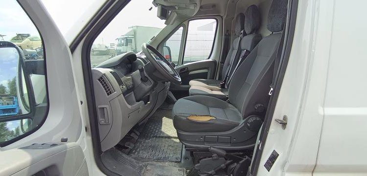 PEUGEOT BOXER3 PHASE 1/2 FOURGON 330 L1H2 2,2 HDI 16V FOURGON COURT SURELEVE 100CV BLANC BK-724-MY