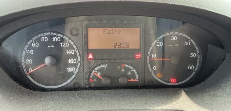 PEUGEOT BOXER3 PHASE 1/2 FOURGON 330 L1H2 2,2 HDI 16V FOURGON COURT SURELEVE 100CV BLANC BK-724-MY