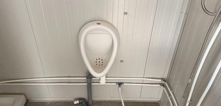 BUNGALOW 1 WC  BUWC8108