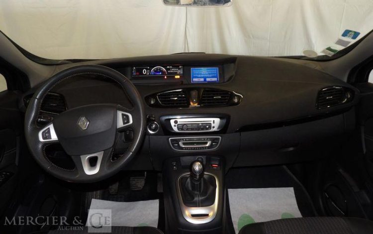 RENAULT SCENIC 1,5 DCI 110CH BOSE NOIR CK-251-LS
