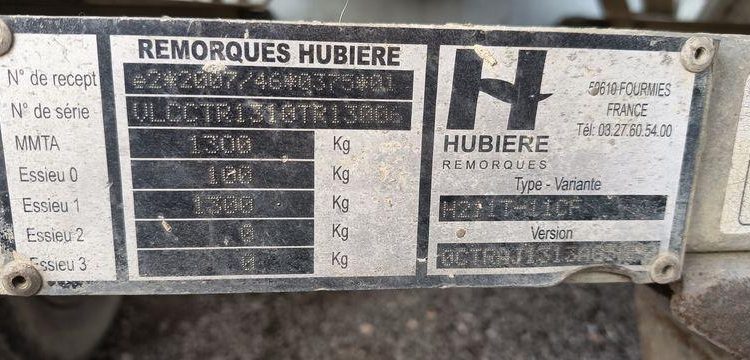 HUBIERE CITERNE A EAU  CQ-593-WM