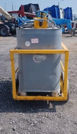 CUVE 700L SUR CHARIOT ROULANT  CUV091