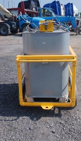 CUVE 700L SUR CHARIOT ROULANT  CUV095