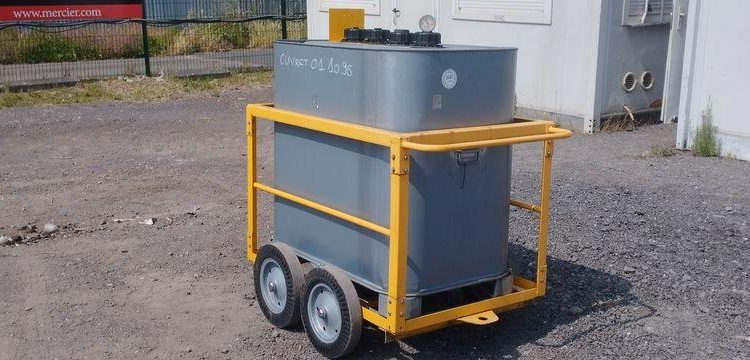 SCHUTZ CUVE 700L SUR CHARIOT ROULANT  CUV096