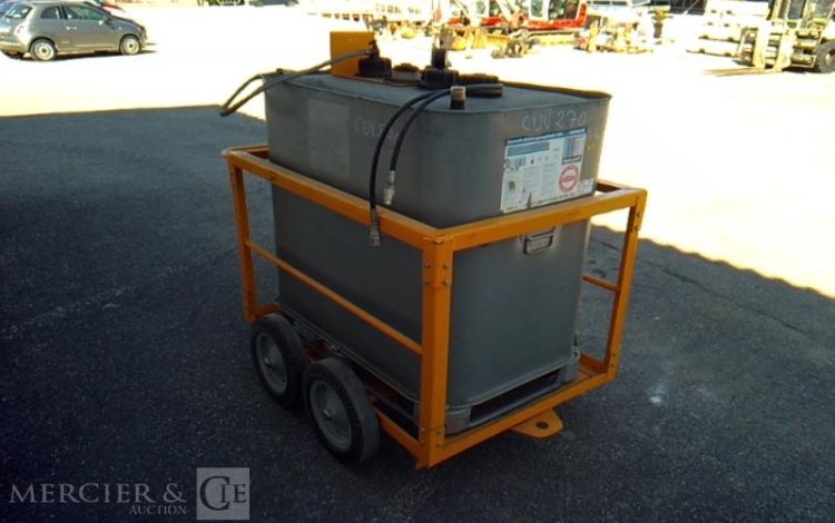 CUVE 700L SUR CHARIOT ROULANT  CUV270