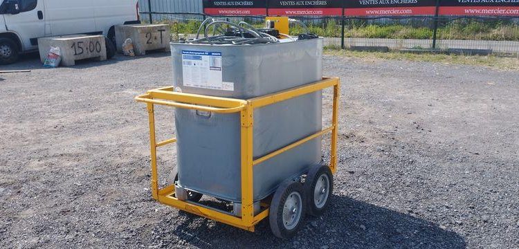 CUVE 700L SUR CHARIOT ROULANT  CUV734