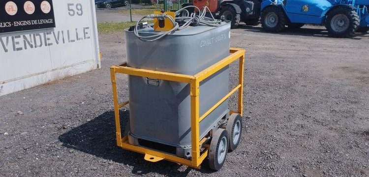 CUVE 700L SUR CHARIOT ROULANT  CUV734