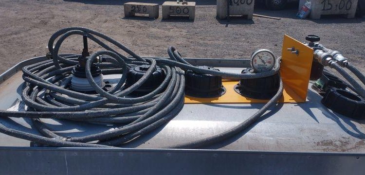 CUVE 700L SUR CHARIOT ROULANT  CUV734