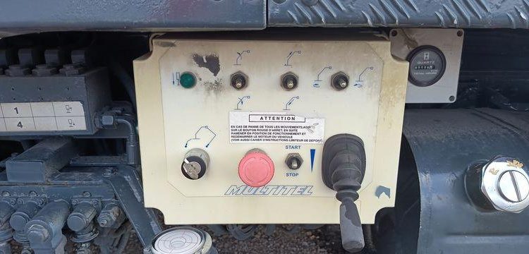 MAZDA MAZDA E 2200 AVEC NACELLE MULTITEL 145 ALU – 16 METRES – DIESEL – 3139 HEURES BLANC CW-976-ST