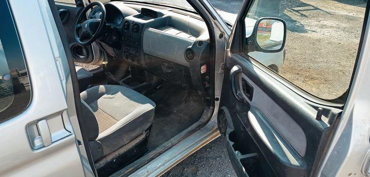 PEUGEOT PARTNER TEPEE 1 PHASE 1 VITRE 2,0 HDI 90CV – DIESEL – 254711 kMS – ANNEE 2003 GRIS DA-885-XX