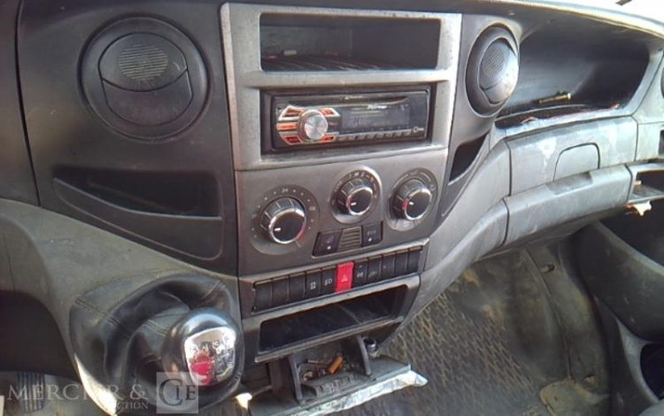 IVECO 35C13 BENNE SIMPLE CABINE COFFRE  DD-100-VM