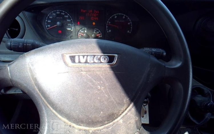 IVECO 35C13 BENNE SIMPLE CABINE COFFRE  DD-100-VM