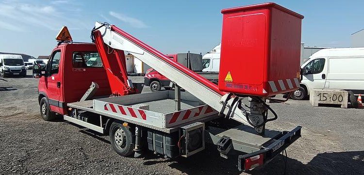 IVECO 35S11 AVEC NACELLE MULTITEL 160ALUDS 16M  DD-697-AF