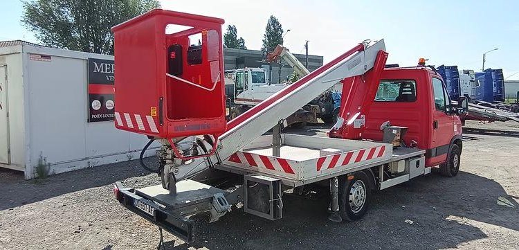 IVECO 35S11 AVEC NACELLE MULTITEL 160ALUDS 16M  DD-697-AF