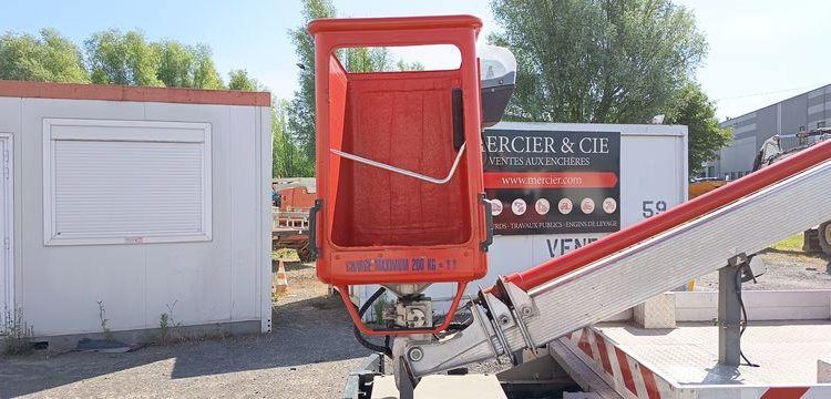 IVECO 35S11 AVEC NACELLE MULTITEL 160ALUDS 16M  DD-697-AF