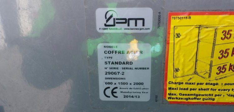 IVECO 35C13 BENNE AVEC COFFRE ACIER DIESEL – 144336 KMS – ANNEE 2014 ROUGE DE-379-MZ