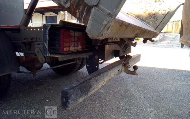 IVECO 35C13 BENNE SIMPLE CABINE COFFRE  DH-985-WC