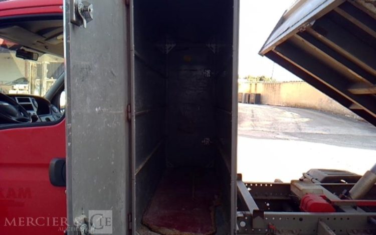IVECO 35C13 BENNE SIMPLE CABINE COFFRE  DH-985-WC