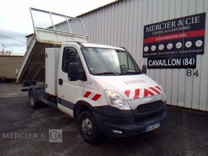 IVECO 35C13 BENNE SIMPLE CABINE COFFRE BLANC DK-502-TZ