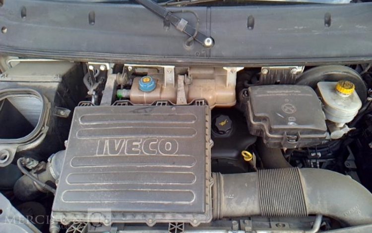 IVECO 35C13 BENNE SIMPLE CABINE COFFRE BLANC DK-502-TZ