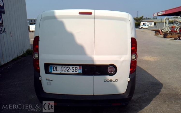 FIAT DOBLO  DL-032-SB