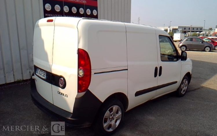 FIAT DOBLO  DL-032-SB