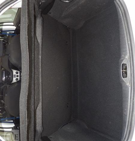 PEUGEOT 208  DN-135-CP