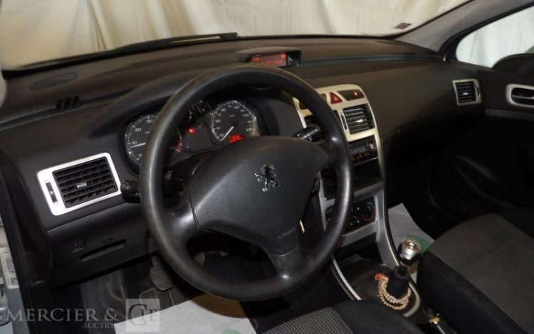 PEUGEOT 307 1,6 HDI 90CH CONFORT GRIS DR-353-RF