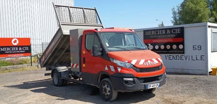 IVECO 35C13 BENNE SIMPLE CABINE COFFRE  DR-469-QR