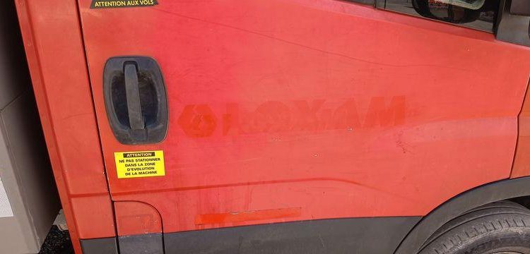 IVECO 35C13 BENNE SIMPLE CABINE COFFRE  DR-469-QR