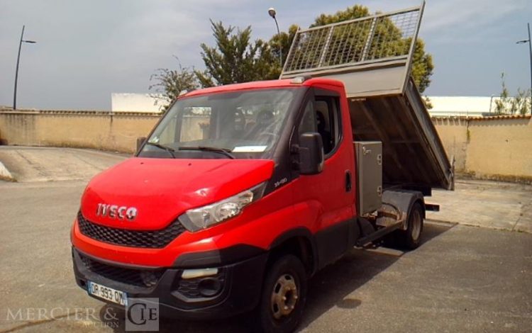 IVECO DAILY 35C13 BENNE SIMPLE CABINE COFFRE  DR-993-QM