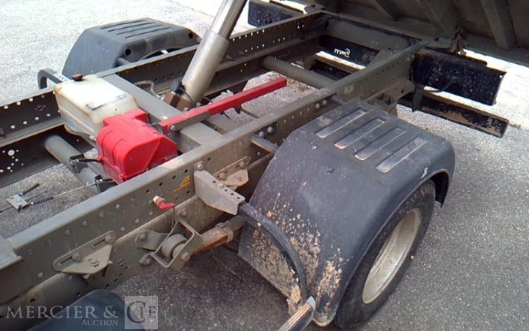 IVECO DAILY 35C13 BENNE SIMPLE CABINE COFFRE  DR-993-QM