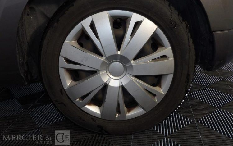 RENAULT MEGANE  DY-464-XC