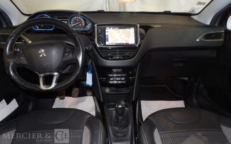 PEUGEOT 2008 PURETECH 110CH ALLURE S&S GRIS EA-711-KT