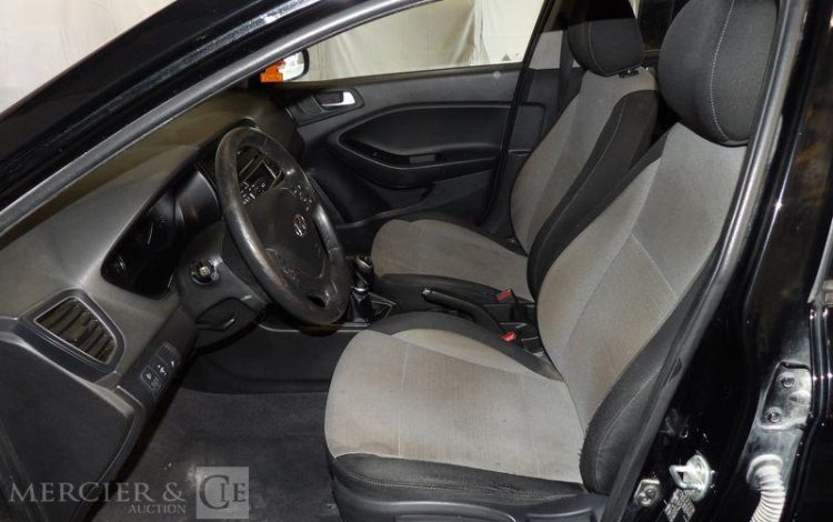 HYUNDAI I20  EB-463-DY