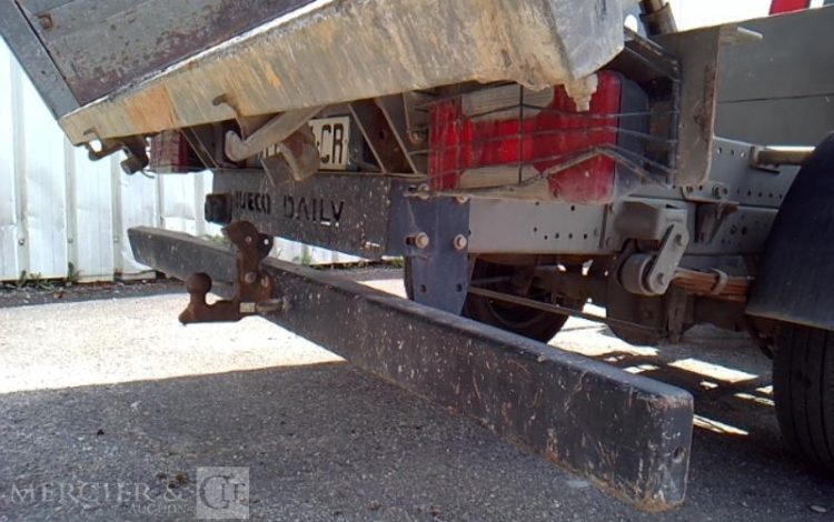 IVECO 35C13 BENNE SIMPLE CABINE COFFRE  EE-294-CR