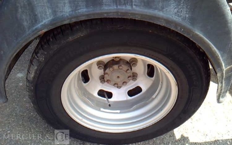 IVECO 35C13 BENNE SIMPLE CABINE COFFRE  EE-294-CR