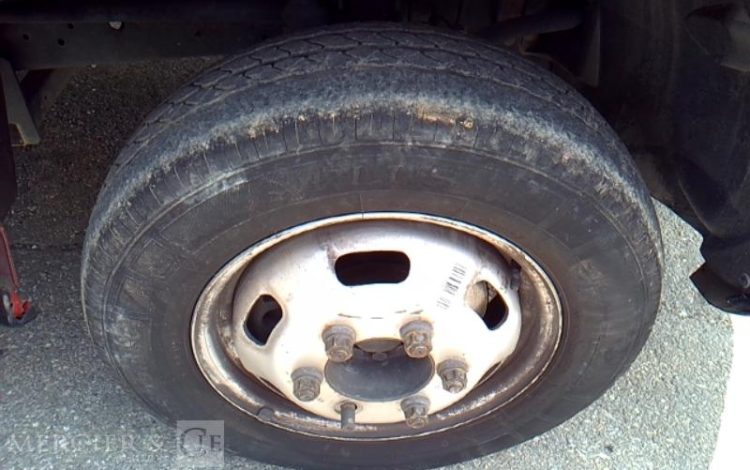 IVECO 35C13 BENNE SIMPLE CABINE COFFRE  EE-294-CR