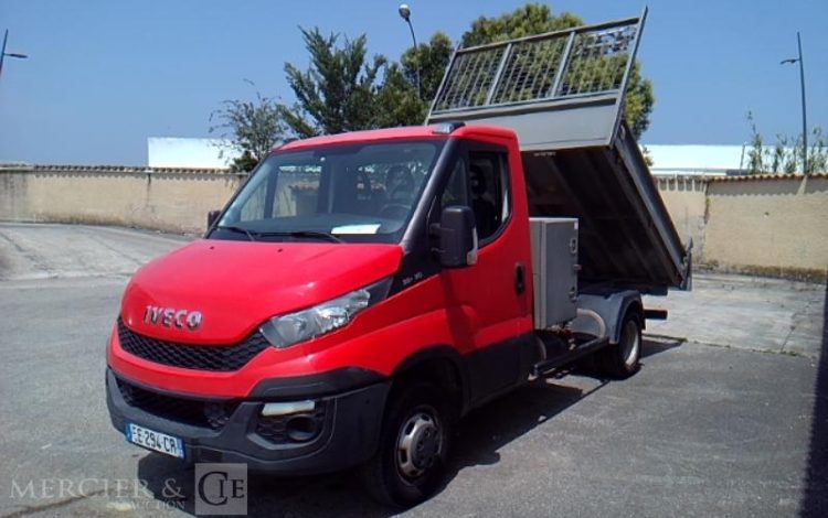 IVECO 35C13 BENNE SIMPLE CABINE COFFRE  EE-294-CR