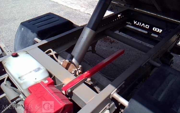 IVECO 35C13 BENNE SIMPLE CABINE COFFRE  EE-294-CR