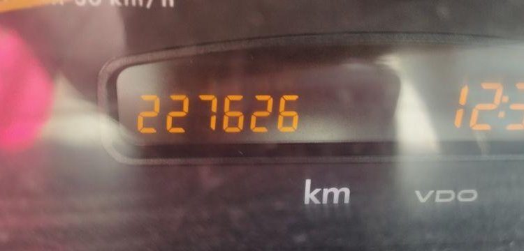 MERCEDES SPRINTER 411 CDI 2,2 D CHASSIS CABINE LONG 109 CV AVEC BENNE – 227626 KMS BLANC EH-179-BD