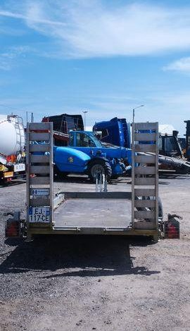 HUBIERE REMORQUE 3T5  EJ-117-CE