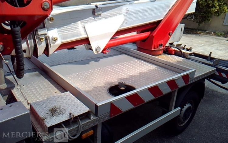 MULTITEL DAILY AVEC NACELLE MULTITEL MX210 20M  EK-247-AQ