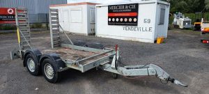 HUBIERE REMORQUE 1T9  EK-492-XA