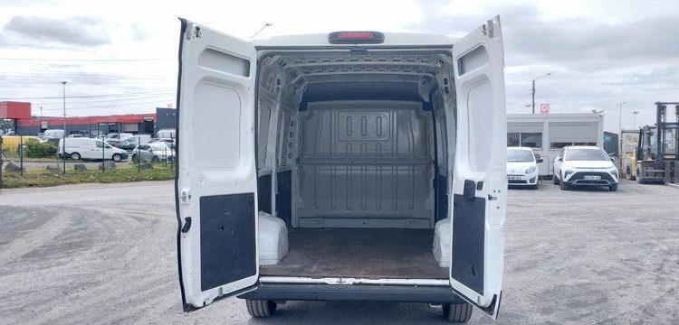 CITROEN JUMPER 33 L2H2 2,2 BLUEHDI140 S&S CLUB BLANC EL8280