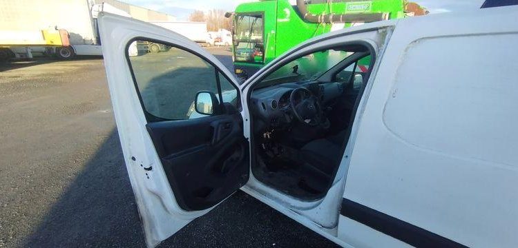 CITROEN BERLINGO 1,6 BLUE HDI FAP S&S 99CV – DIESEL – 183797 KMS – ANNEE 2017  EQ-738-HQ