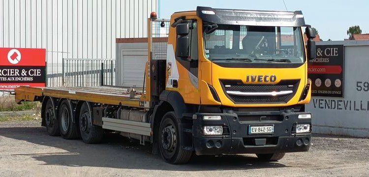 IVECO STRALIS 420 DEPANNEUSE PTAC : 32 TONNES- DIESEL – 342233 KMS – ANNEE 2018 JAUNE EV-842-SG