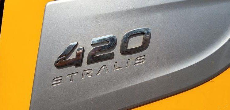 IVECO STRALIS 420 DEPANNEUSE PTAC : 32 TONNES- DIESEL – 342233 KMS – ANNEE 2018 JAUNE EV-842-SG